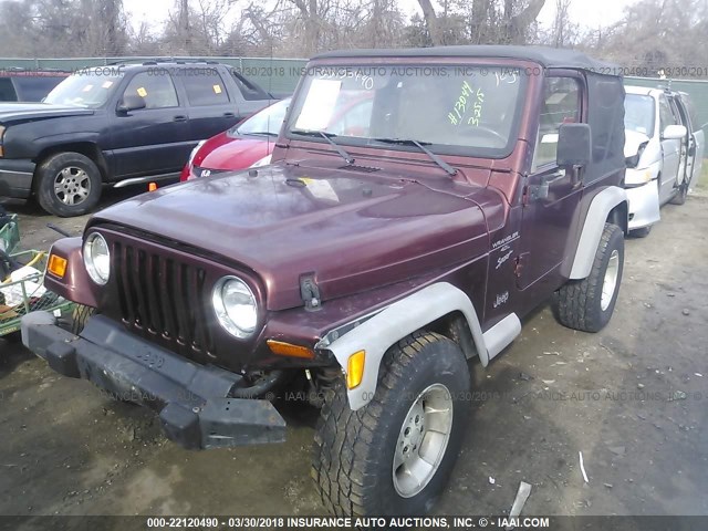 1J4FA49S71P370237 - 2001 JEEP WRANGLER / TJ SPORT MAROON photo 2