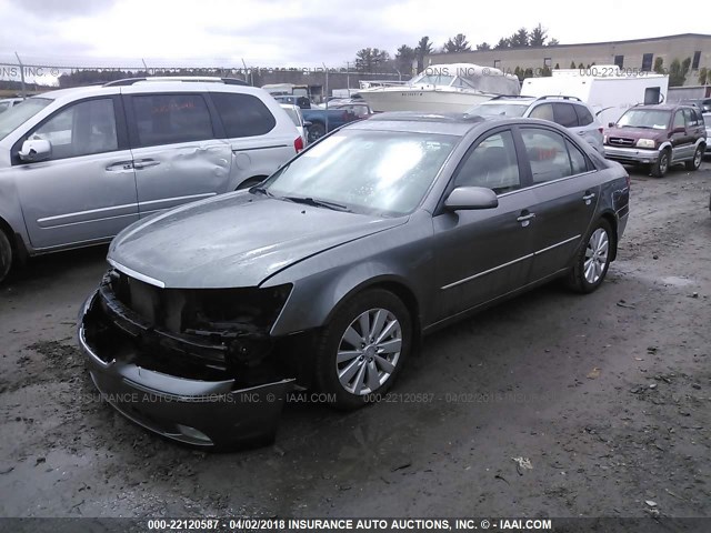 5NPEU46F79H573670 - 2009 HYUNDAI SONATA SE/LIMITED GRAY photo 2