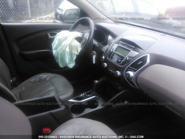 KM8JUCAC5BU225413 - 2011 HYUNDAI TUCSON GLS/LIMITED 棕色 照片 5