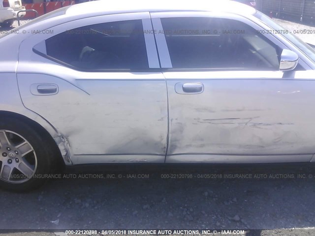 2B3KA43G47H790108 - 2007 DODGE CHARGER SE/SXT SILVER photo 8