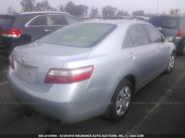 JTNBE46K273072171 - 2007 TOYOTA CAMRY NEW GENERAT CE/LE/XLE/SE SILVER photo 4