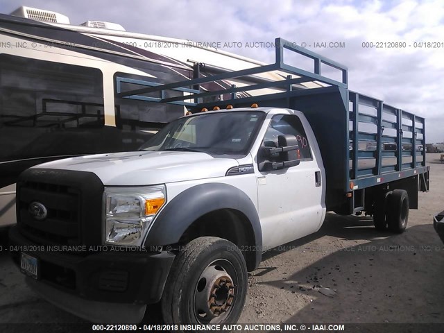 1FDUF5GY4BEA69607 - 2011 FORD F550 SUPER DUTY WHITE photo 2