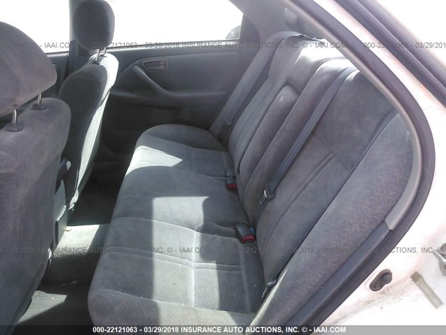 4T1BG22K3VU087774 - 1997 TOYOTA CAMRY CE/LE/XLE WHITE photo 8