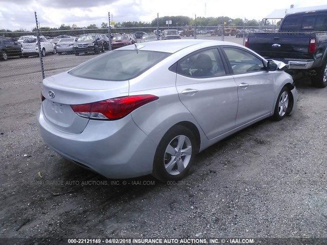 5NPDH4AE5DH311508 - 2013 HYUNDAI ELANTRA GLS/LIMITED SILVER photo 4