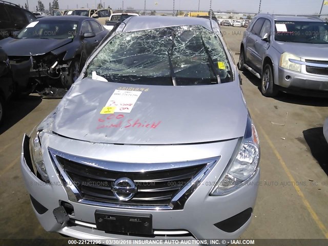 3N1CN7AP5GL840410 - 2016 NISSAN VERSA S/S PLUS/SV/SL SILVER photo 6