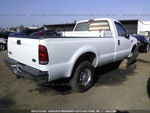 3FTNF20L33MB19110 - 2003 FORD F250 SUPER DUTY WHITE photo 4