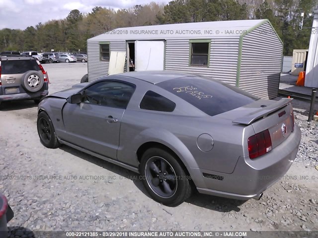 1ZVHT82H185132756 - 2008 FORD MUSTANG GT GRAY photo 3