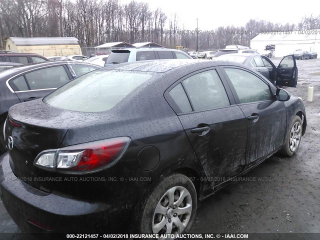 JM1BL1TG6D1708347 - 2013 MAZDA 3 I BLACK photo 4