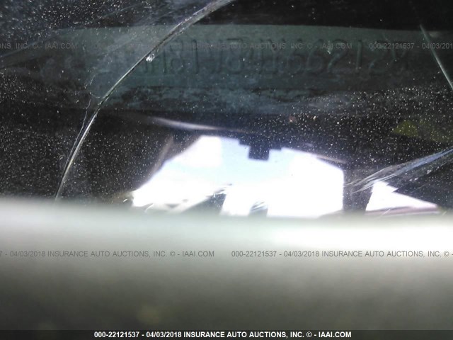 1LNHM81W84Y662128 - 2004 LINCOLN TOWN CAR EXECUTIVE/SIGNATURE GOLD photo 9