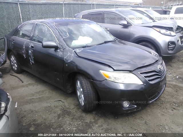 4T1BF3EK7AU576077 - 2010 TOYOTA CAMRY SE/LE/XLE 灰色 照片 1