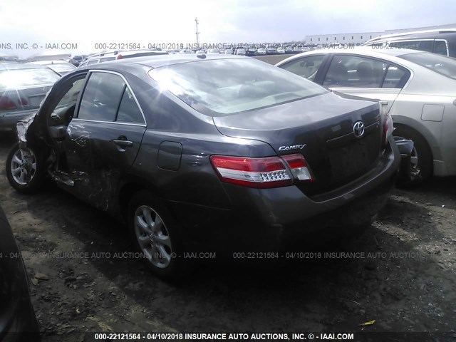 4T1BF3EK7AU576077 - 2010 TOYOTA CAMRY SE/LE/XLE 灰色 照片 3