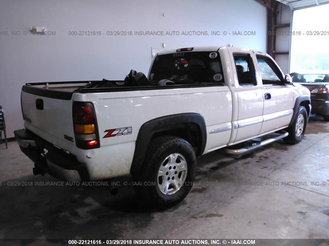 2GTEK19T121136664 - 2002 GMC NEW SIERRA K1500 WHITE photo 4