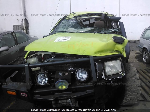 5N1ED28Y9YC506674 - 2000 NISSAN XTERRA XE/SE GREEN photo 6