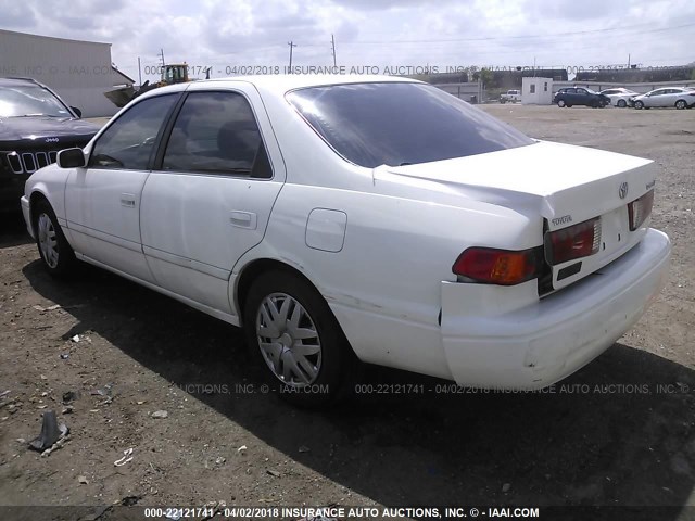 JT2BG22K6Y0417075 - 2000 TOYOTA CAMRY CE/LE/XLE 白色 照片 3