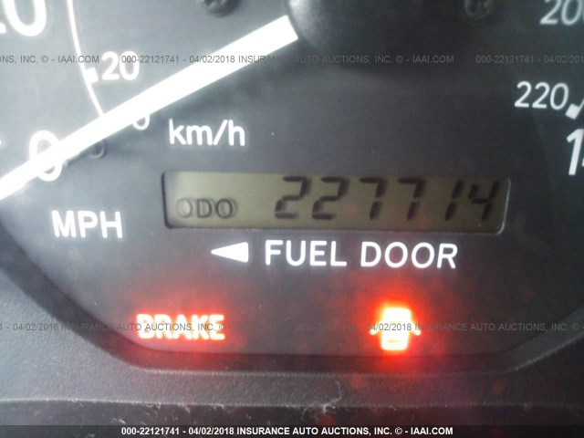 JT2BG22K6Y0417075 - 2000 TOYOTA CAMRY CE/LE/XLE 白色 照片 7