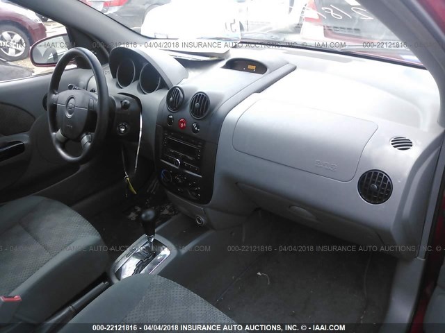 KL1TD52675B307782 - 2005 CHEVROLET AVEO LS RED photo 5