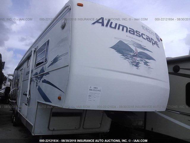 1KB331M224E146713 - 2004 HOLIDAY RAMBLER OTHER  WHITE photo 1