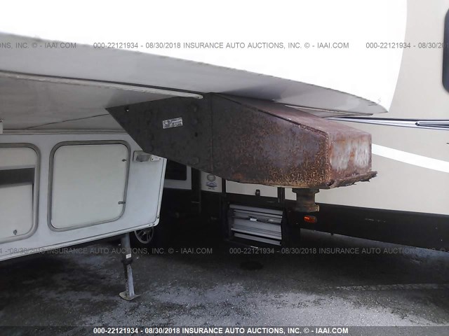 1KB331M224E146713 - 2004 HOLIDAY RAMBLER OTHER  WHITE photo 10