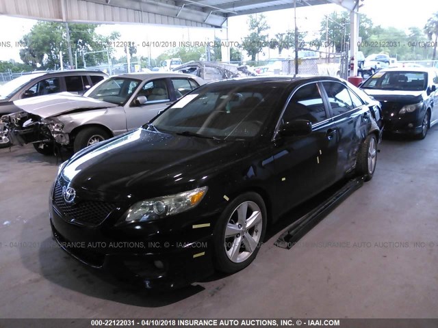 4T1BF3EK8BU224949 - 2011 TOYOTA CAMRY SE/LE/XLE BLACK photo 2