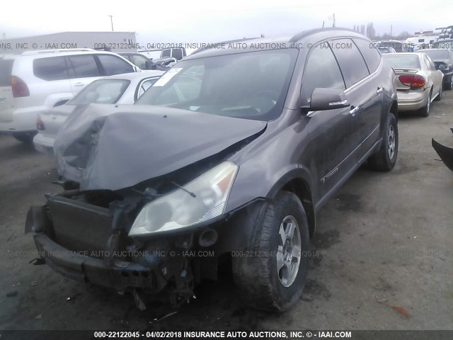 1GNEV23DX9S134637 - 2009 CHEVROLET TRAVERSE LT GRAY photo 2