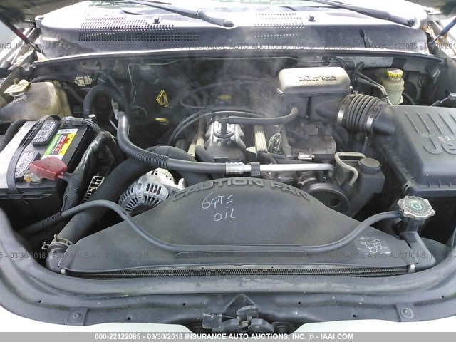 1J4GX48S54C121385 - 2004 JEEP GRAND CHEROKEE LAREDO/COLUMBIA/FREEDOM 银色 照片 10