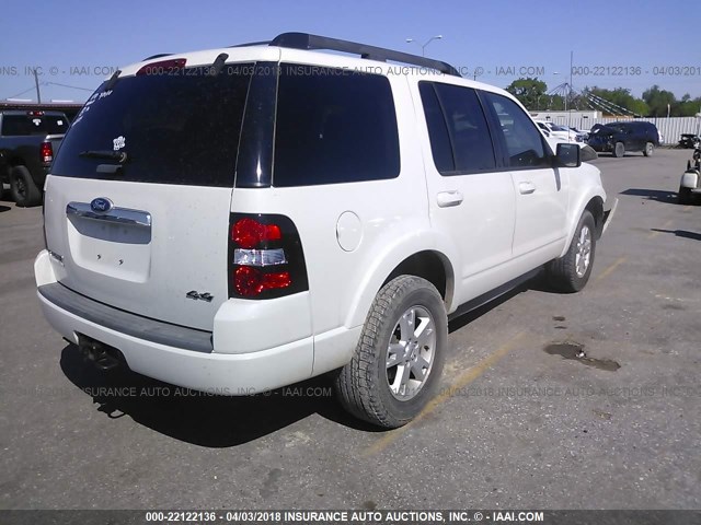 1FMEU7DE3AUA67884 - 2010 FORD EXPLORER XLT WHITE photo 4