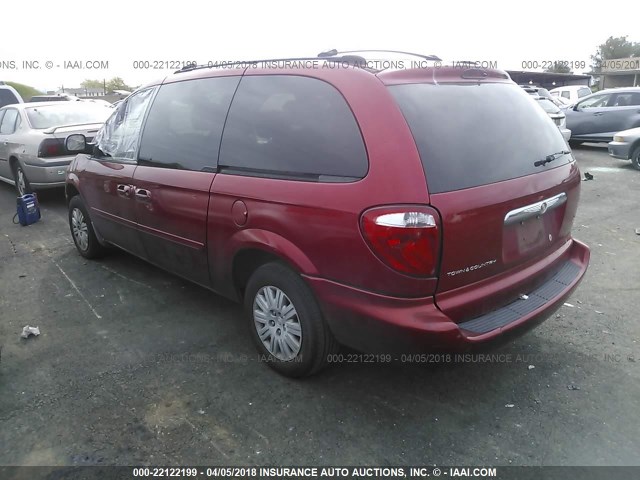 2C4GP44R24R575626 - 2004 CHRYSLER TOWN & COUNTRY LX MAROON photo 3