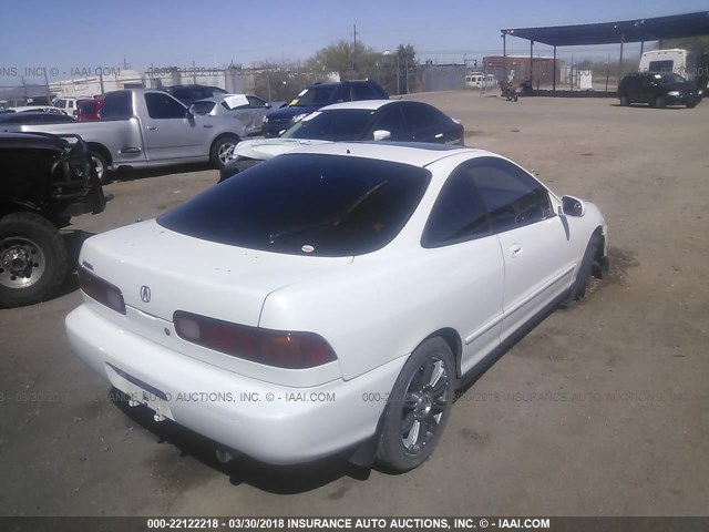 JH4DC4451VS004414 - 1997 ACURA INTEGRA LS WHITE photo 4