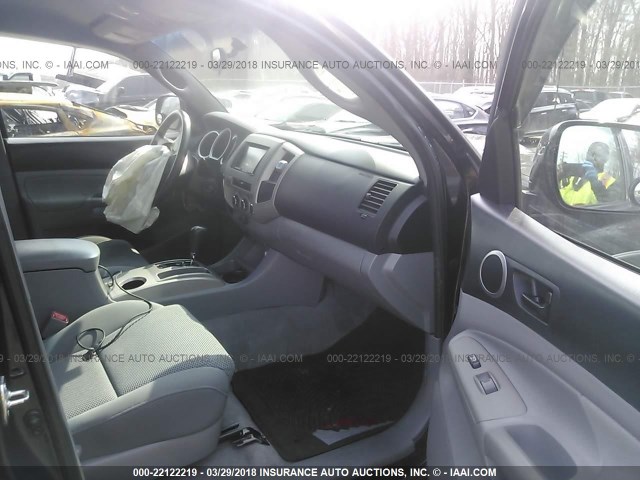 5TELU42NX8Z515150 - 2008 TOYOTA TACOMA DOUBLE CAB შავი ფოტო 5
