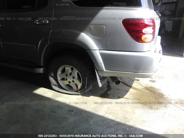 5TDZT38A12S107359 - 2002 TOYOTA SEQUOIA LIMITED SILVER photo 6