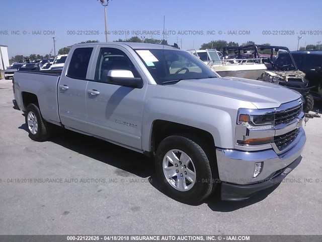 1GCRCREC7HZ300664 - 2017 CHEVROLET SILVERADO C1500 LT SILVER photo 1