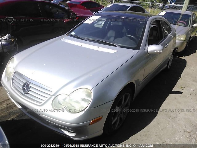 WDBRN40JX4A638604 - 2004 MERCEDES-BENZ C 230K SPORT COUPE SILVER photo 2