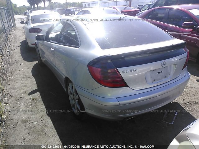 WDBRN40JX4A638604 - 2004 MERCEDES-BENZ C 230K SPORT COUPE SILVER photo 3