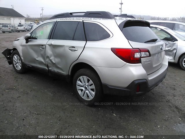 4S4BSAHCXJ3256195 - 2018 SUBARU OUTBACK 2.5I PREMIUM SILVER photo 3