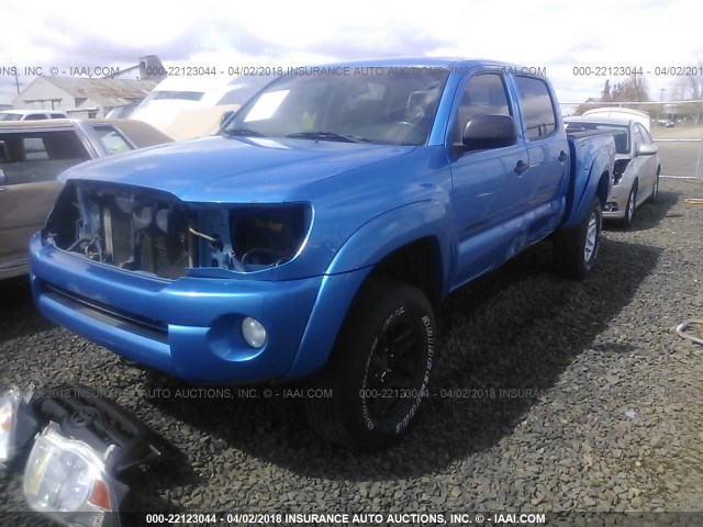 5TELU42N05Z008950 - 2005 TOYOTA TACOMA DOUBLE CAB ლურჯი ფოტო 2
