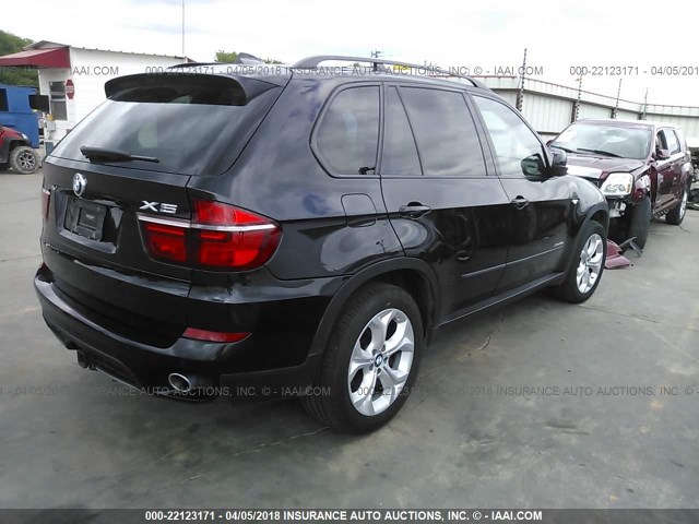 5UXZW0C5XD0B95237 - 2013 BMW X5 XDRIVE35D BLACK photo 4