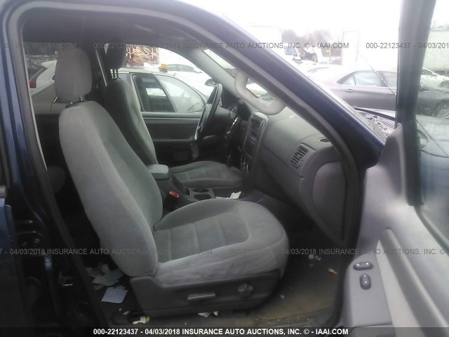 1FMZU73K64UA64300 - 2004 FORD EXPLORER XLT/XLT SPORT/NBX BLUE photo 5