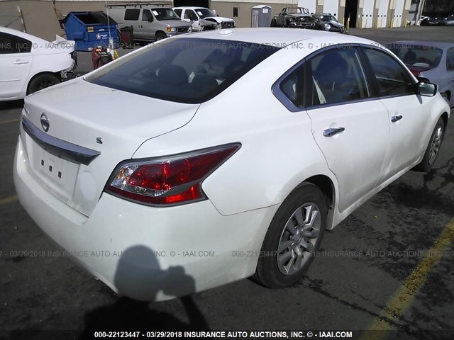 1N4AL3AP1FC467191 - 2015 NISSAN ALTIMA 2.5/S/SV/SL WHITE photo 4