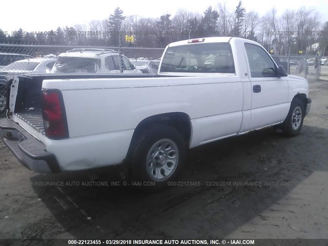 1GCEC14X15Z217652 - 2005 CHEVROLET SILVERADO C1500 WHITE photo 4