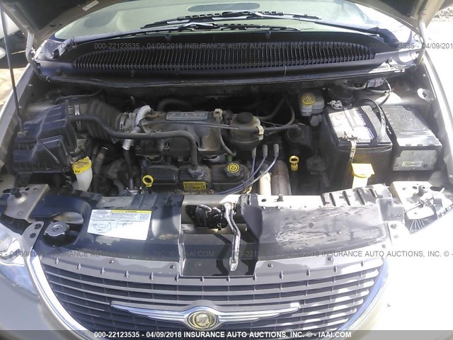 2C4GP44R64R604030 - 2004 CHRYSLER TOWN & COUNTRY LX Champagne photo 10