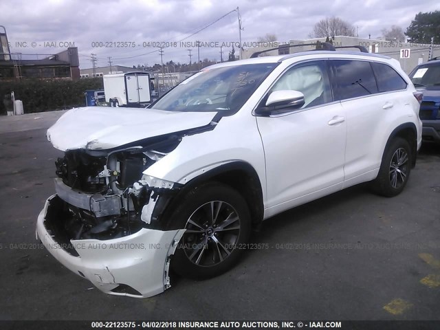5TDJKRFH4GS319425 - 2016 TOYOTA HIGHLANDER XLE თეთრი ფოტო 2