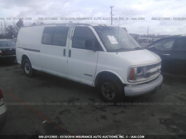 1GCFG29M721146593 - 2002 CHEVROLET EXPRESS G2500  WHITE photo 1