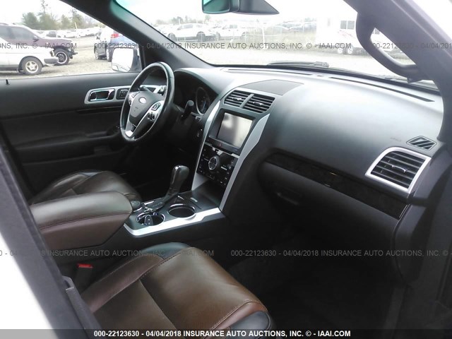 1FM5K8F82DGA81040 - 2013 FORD EXPLORER LIMITED თეთრი ფოტო 5