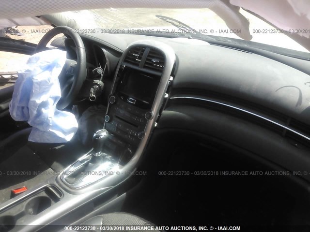 1G11C5SA2DF310774 - 2013 CHEVROLET MALIBU 1LT SILVER photo 5