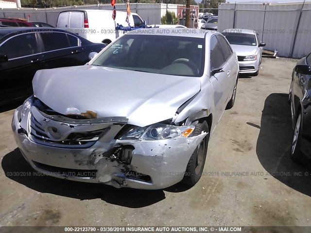 4T4BE46K99R057153 - 2009 TOYOTA CAMRY SE/LE/XLE Күміс фото 2