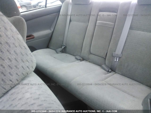 4T1BE32K42U566728 - 2002 TOYOTA CAMRY LE/XLE/SE 银色 照片 8