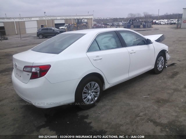 4T1BF1FK2DU268080 - 2013 TOYOTA CAMRY L/SE/LE/XLE WHITE photo 4