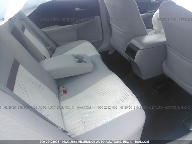 4T1BF1FK2DU268080 - 2013 TOYOTA CAMRY L/SE/LE/XLE WHITE photo 8