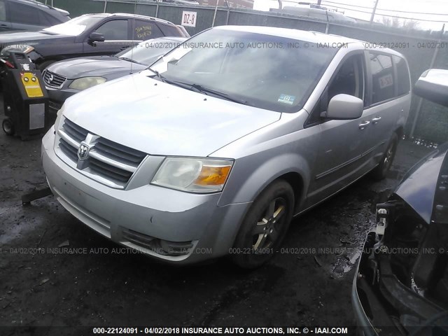 1D8HN54PX8B128319 - 2008 DODGE GRAND CARAVAN SXT SILVER photo 2