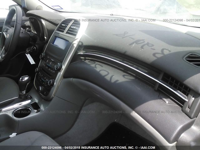 1G11B5SL0FF287499 - 2015 CHEVROLET MALIBU LS 银色 照片 5